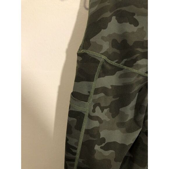 Colorfulkoala High Waisted Yoga Pants 7/8 Length Leggings‎ Pockets XS Camo Green - Picture 4 of 6